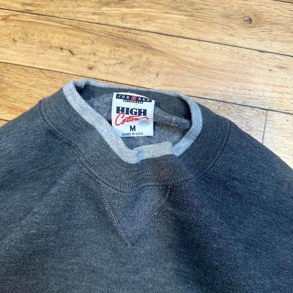 90s Grey Crewneck Sweatshirt - Picture 3 of 3